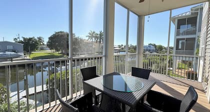 Calusa Island Village (Goodland); Beautiful Condo w/ Garage