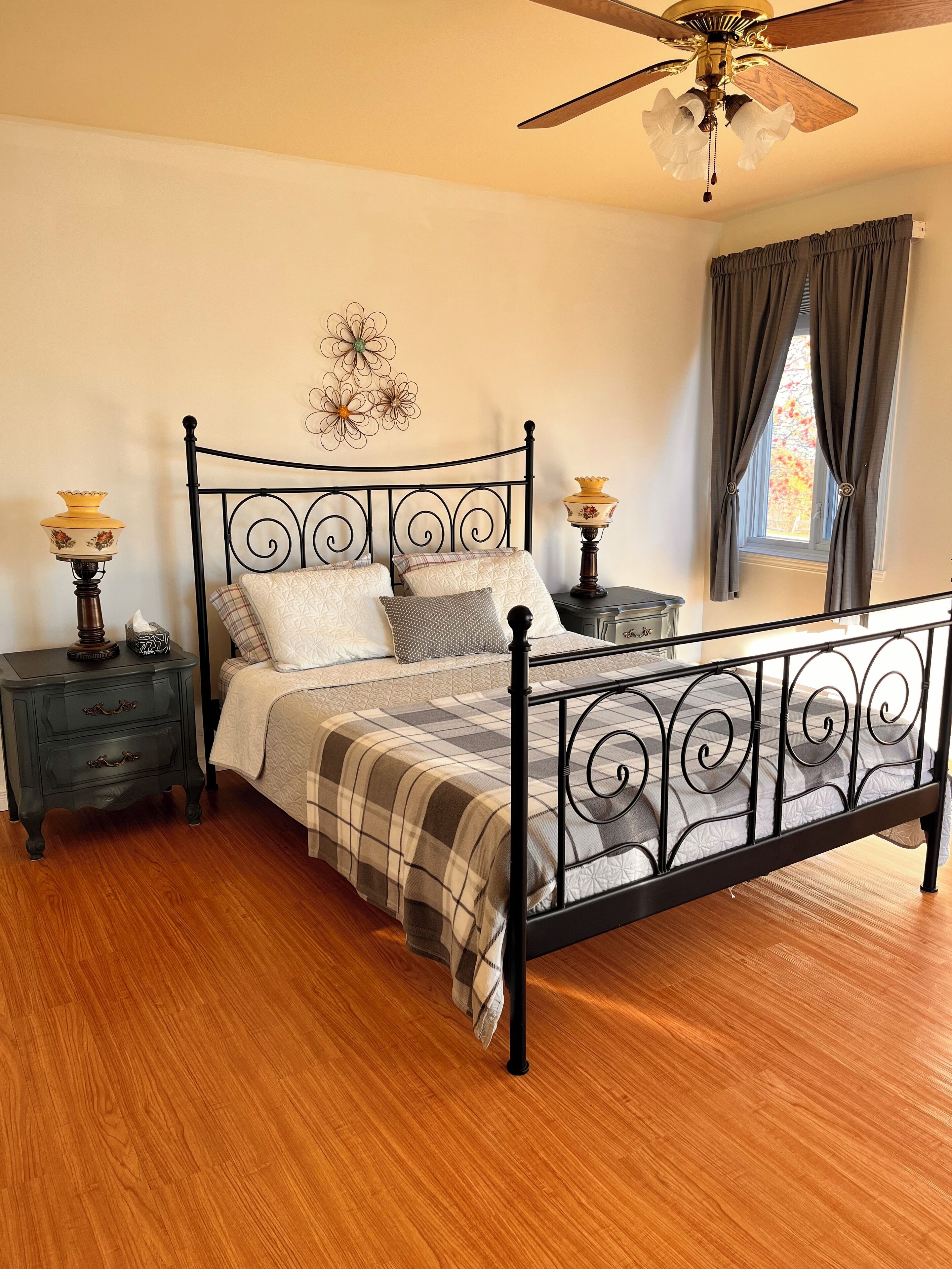 4 soverom, strykejern/-brett, wi-fi og sengetøy