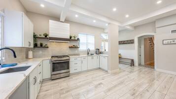 Luxury House, 6 Bedrooms, Private Pool, Pool View | Private kitchen | Coffee/tea maker, electric kettle, paper towels, dining tables