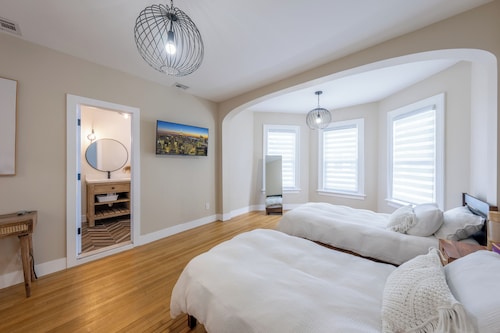 Casa Francesca 6BR Villa & Heated Pool