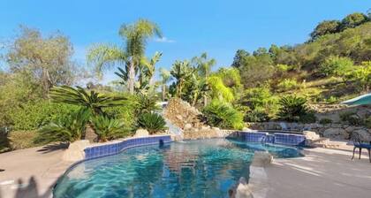 Hilltop Villa_Amazing Pool+Views