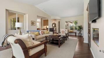 TV connectée, cheminée