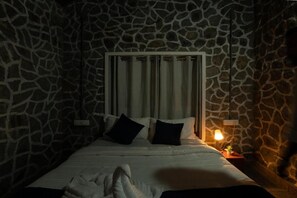 House, 4 Bedrooms, Accessible, Smoking | 4 bedrooms