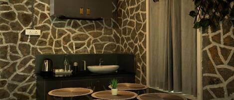 House, 4 Bedrooms, Accessible, Smoking | Private kitchen