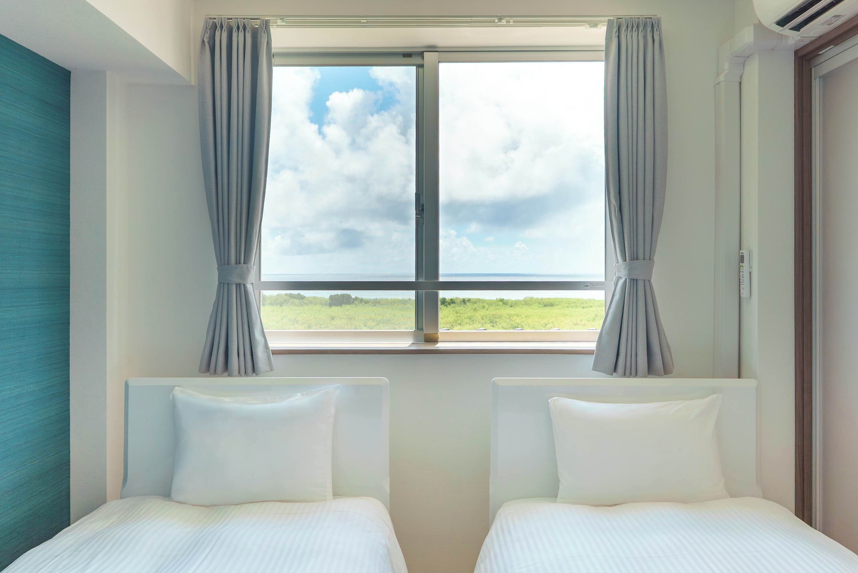 3 slaapkamers, een strijkplank/strijkijzer, wifi, beddengoed