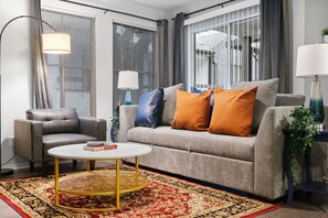 Smart TV - Beautiful 2BD/2BA in University Hills 3041 (Austin)