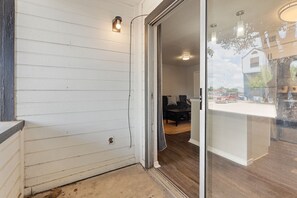 Interior - Beautiful Studio in University Hills 4139 (Austin)