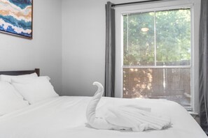 1 habitación, tabla de planchar con plancha, wifi gratis y ropa de cama 