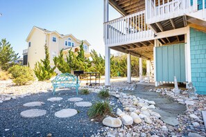 Property grounds - Corolla Oceanside Pool, Spa, & Game Room (Corolla)