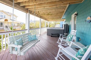 Terrace/patio - Corolla Oceanside Pool, Spa, & Game Room (Corolla)