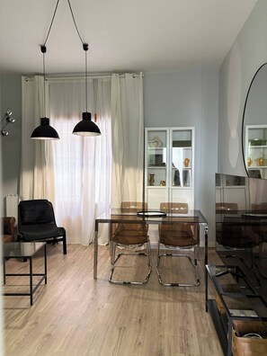 Apartment, 1 Schlafzimmer | Esszimmer