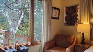 Interior - Mountain Retreat • Sauna • Hot Tub • Healing & Meditation • Scenic Views (Waynesville)