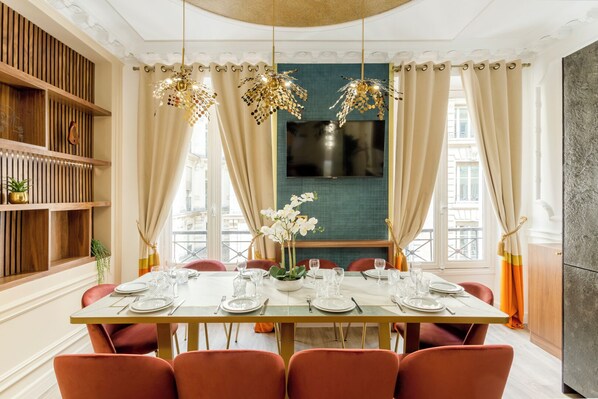 Apartment, City View | Private kitchen | Fridge, microwave, oven, stovetop - Merveil Luxury Suite - Boissy (Paris)