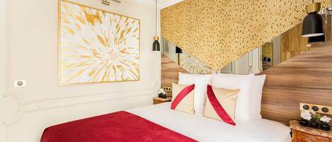 Hypo-allergenic bedding, pillow-top beds, in-room safe