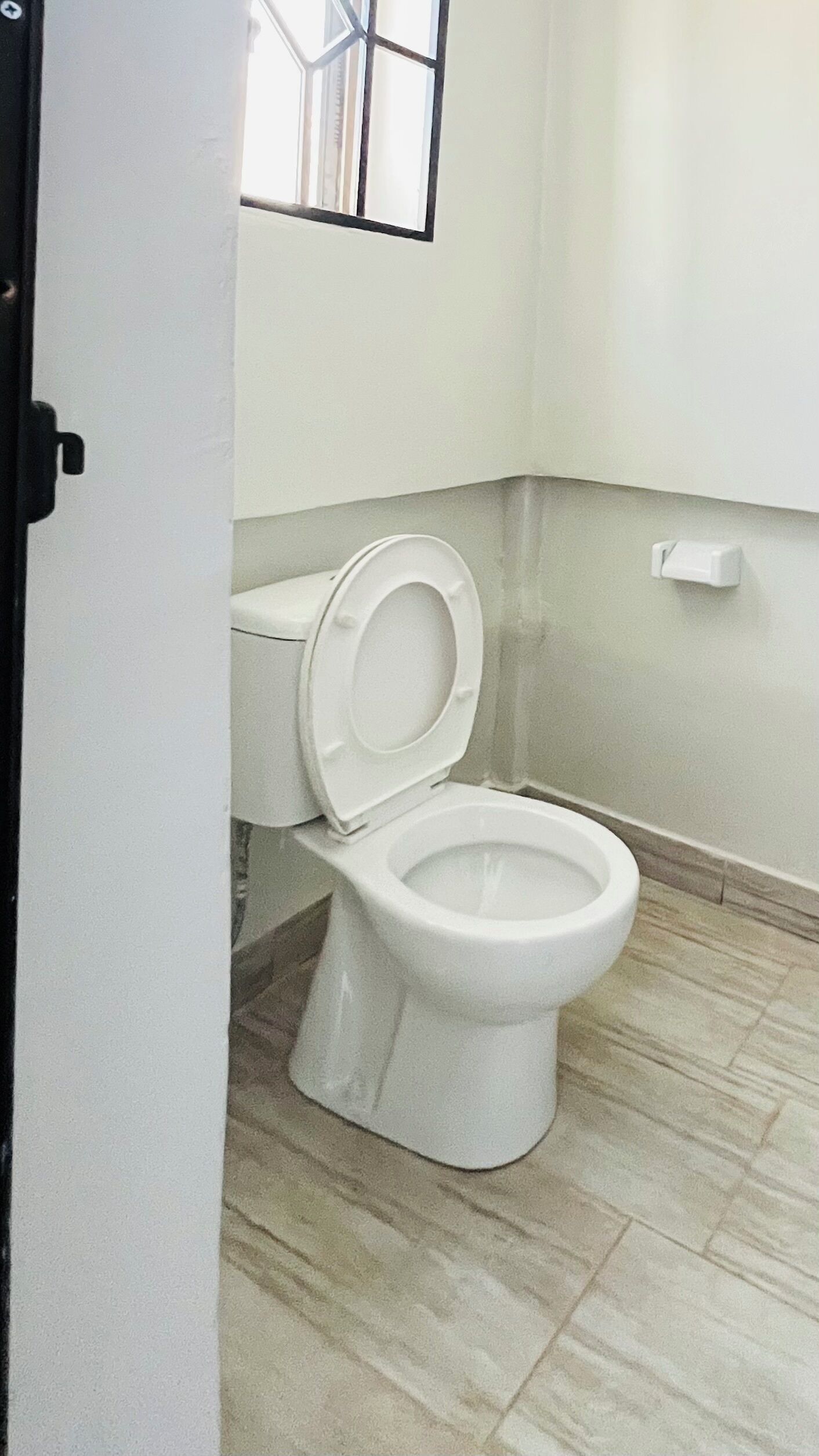 Comfort Apartment | Bathroom | Slippers