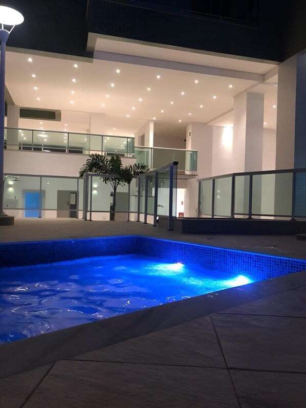 Pool - Apartment with full leisure facilities, air conditioning in the rooms and Wi-Fi (Ubatuba)