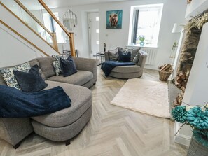 Cottage | Living area - Rhows (Llanfairpwllgwyngyll)