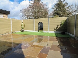 Cottage | Terrace/patio - Rhows (Llanfairpwllgwyngyll)