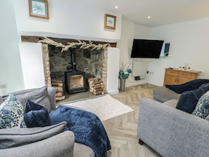 Cottage | Living area - Rhows (Llanfairpwllgwyngyll)