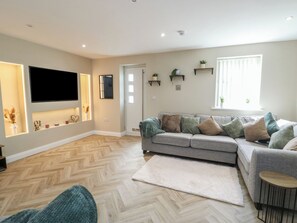 Cottage | Living area - Hen Siop (Llanfairpwllgwyngyll)