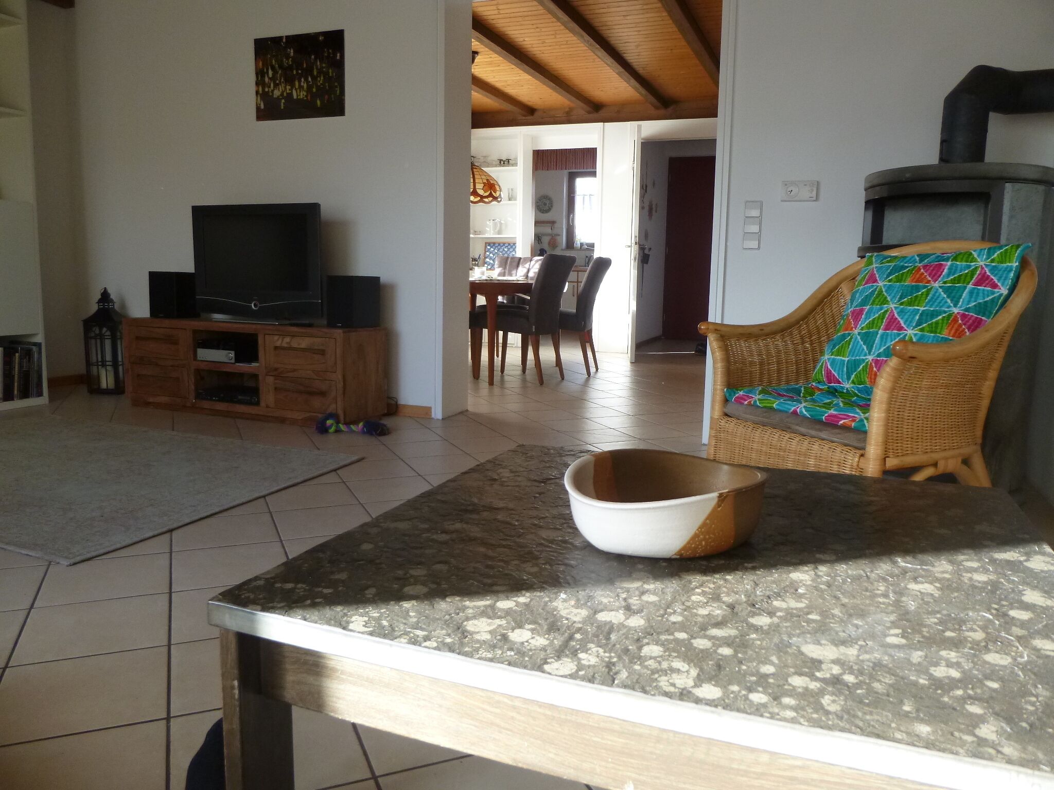 Fernseher, Kamin, DVD-Player, Stereoanlage