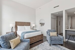 1 habitación, tabla de planchar con plancha, wifi gratis y ropa de cama 