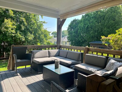 Marvelous 4-bedroom, 2-bath home with AC and private backyard close to the beach