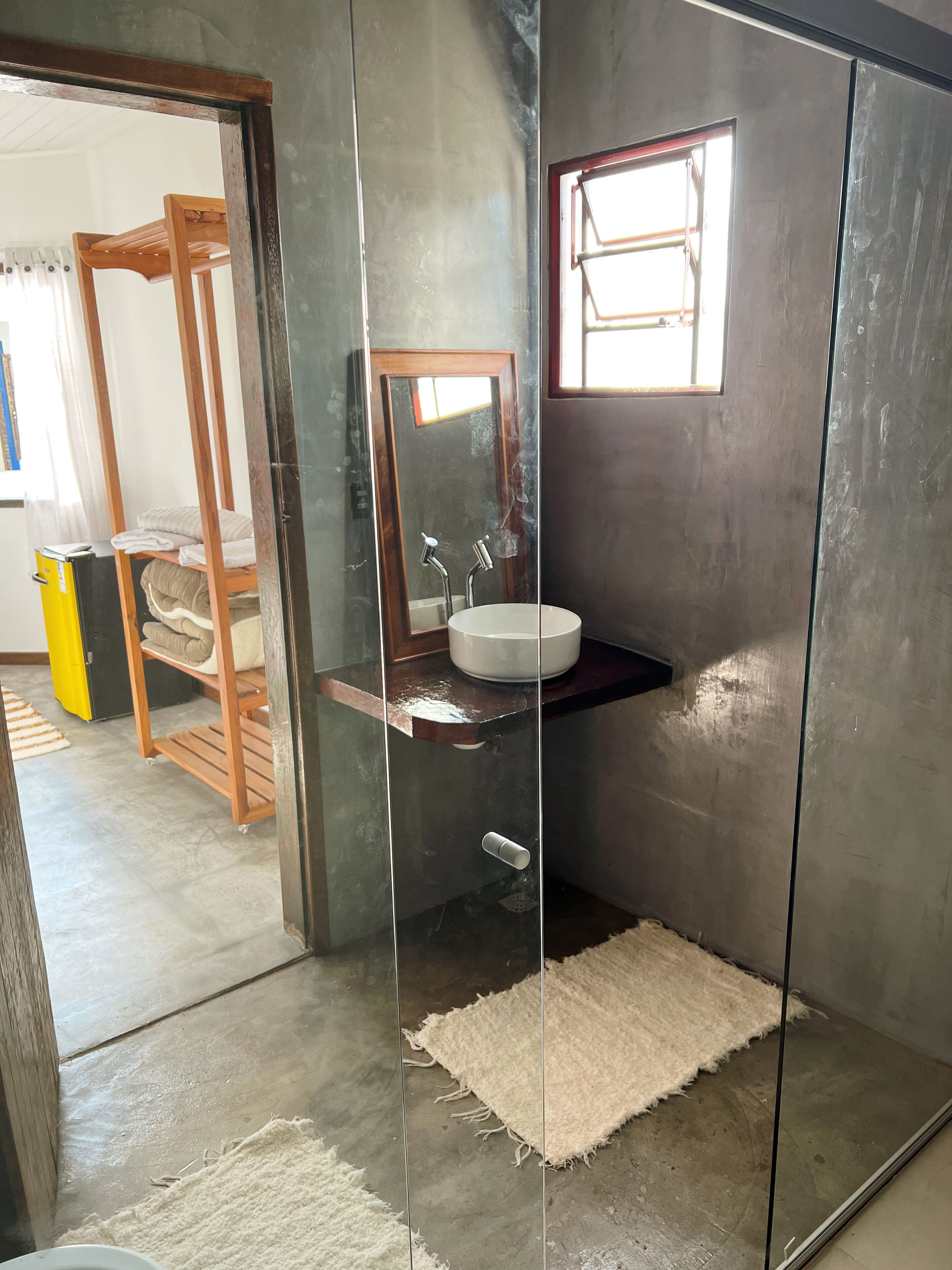 Comfort Chalet, Balcony, Garden View | Bathroom | Free toiletries, hair dryer, towels, soap