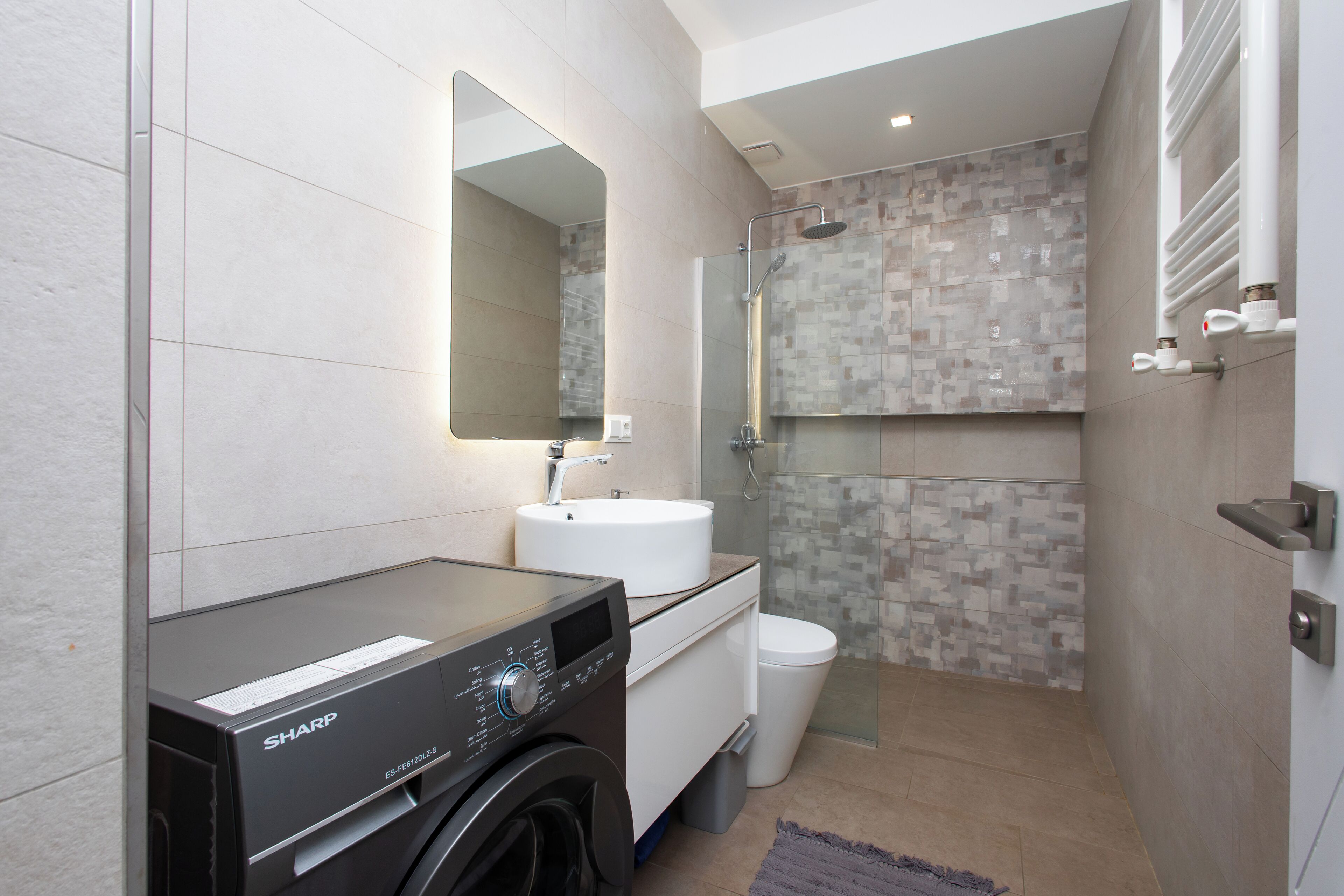 Family Apartment | Bathroom