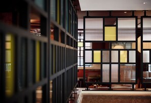 Interior - Deluxe King Studio in Boutique Hotel Near Metro (Washington)