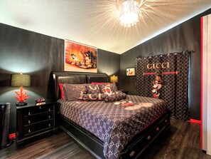 3 makuuhuonetta, silitysrauta/-lauta, ilmainen Wi-Fi, vuodevaatteet