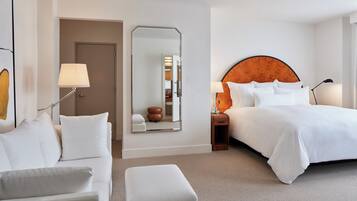 1 slaapkamer, een strijkplank/strijkijzer, gratis wifi, beddengoed