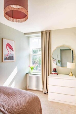 3 bedrooms, iron/ironing board, travel cot, free WiFi