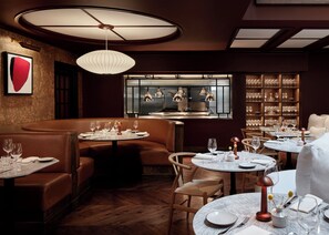 تناول الطعام