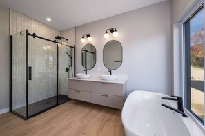 Dusch, hårtork och handdukar