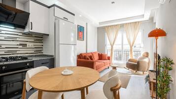 Family Condo, 2 Bedrooms, Non Smoking, Balcony