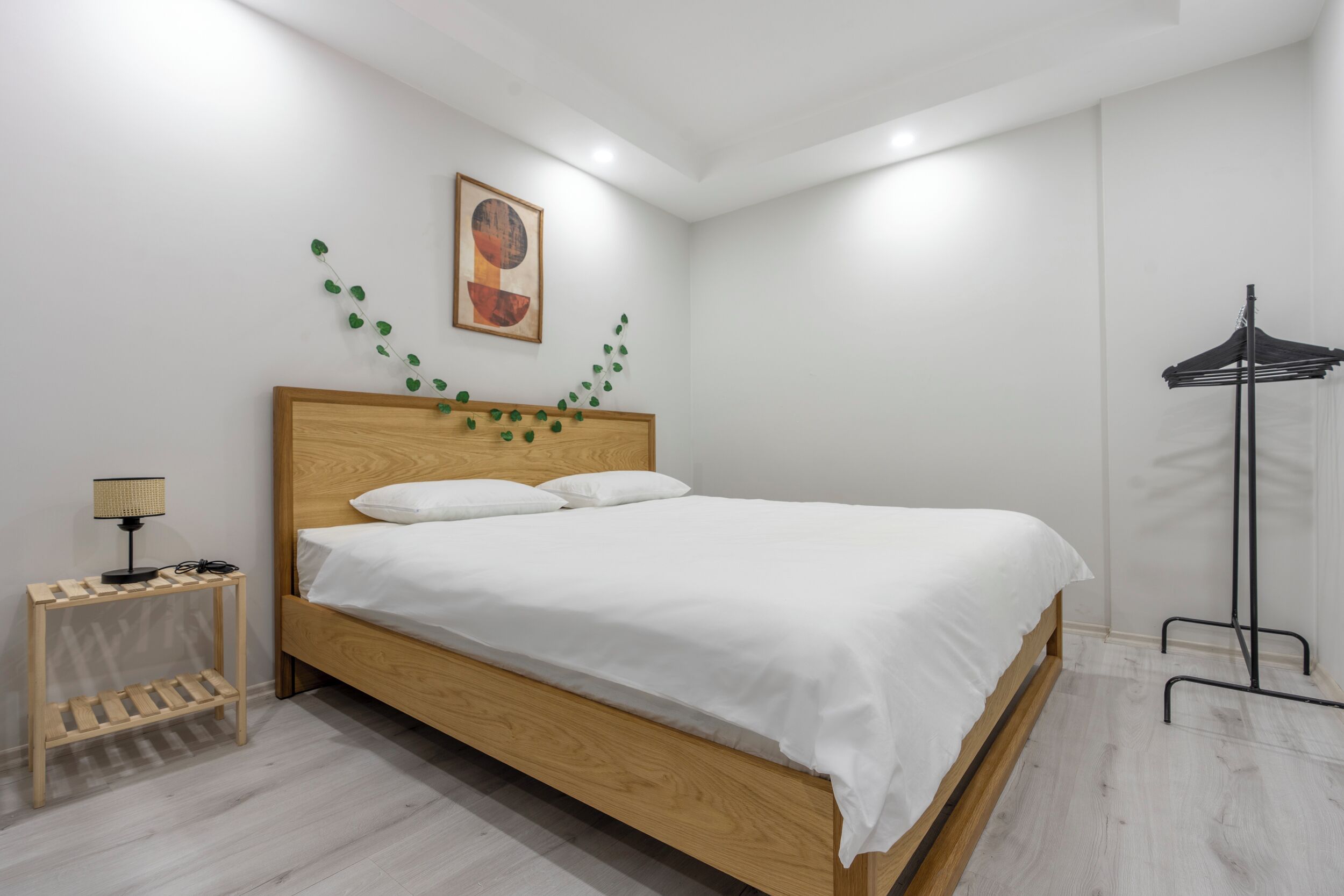Verdunkelungsvorhänge, schallisolierte Zimmer, Bügeleisen/Bügelbrett