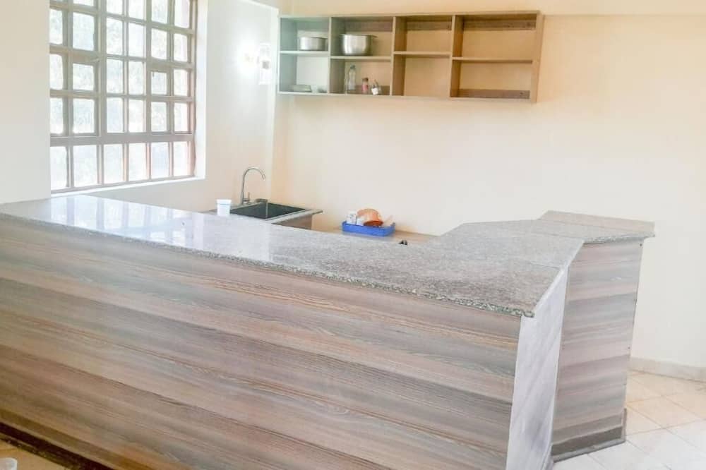 Lux Suites Villa De Leo Studios Bungoma