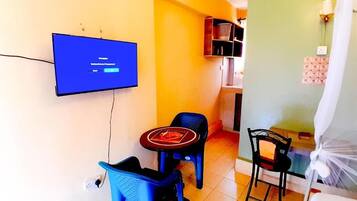 Smart TV 32 pulgadas con canales de televisión digitales