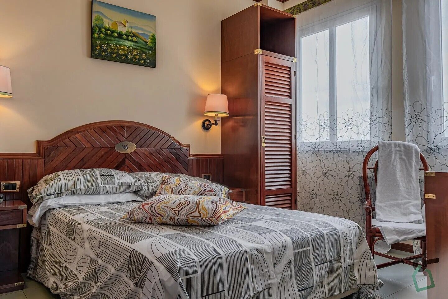 Phòng 3 Tiêu chuẩn | Bàn, nôi/giường cho trẻ sơ sinh (phụ phí) 