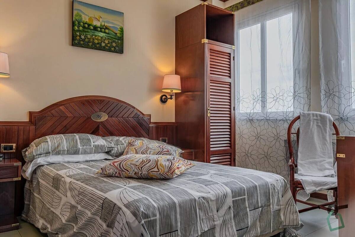 Standard Triple Room | In-room safe, desk, free WiFi