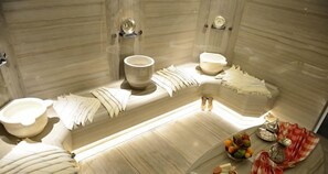 Sauna seca, sauna a vapor, massagens