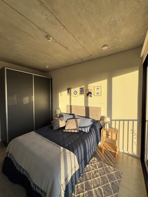 1 bedroom, WiFi, bed sheets - Modern apartment with swimming pool, movie theater and garage - near Shopping del Sol (Asunción)