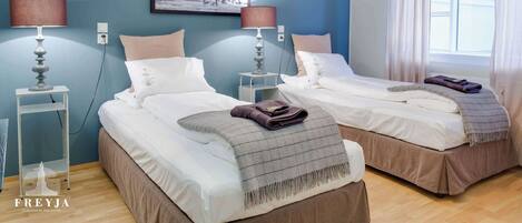 4 habitaciones, cuna de viaje, wifi y ropa de cama