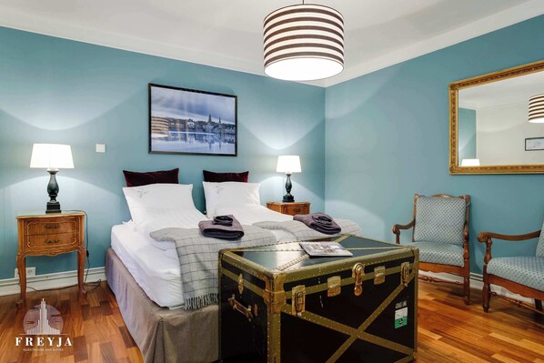 4 bedrooms, travel cot, WiFi, bed sheets - Superior Suite with Balcony – Freyja Suites (Reykjavík)