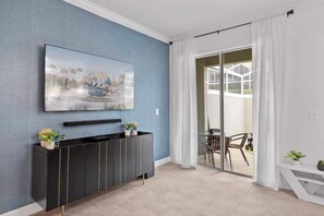 Interior - Fun in the Sun Champions Gate (Davenport)