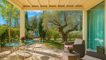 Bungalow Standard, patio, vista giardino | Terrazza/patio