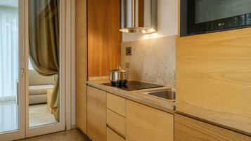 スーペリア バンガロー パティオ ガーデンビュー | 専用キッチン | エスプレッソマシン、電気ポット