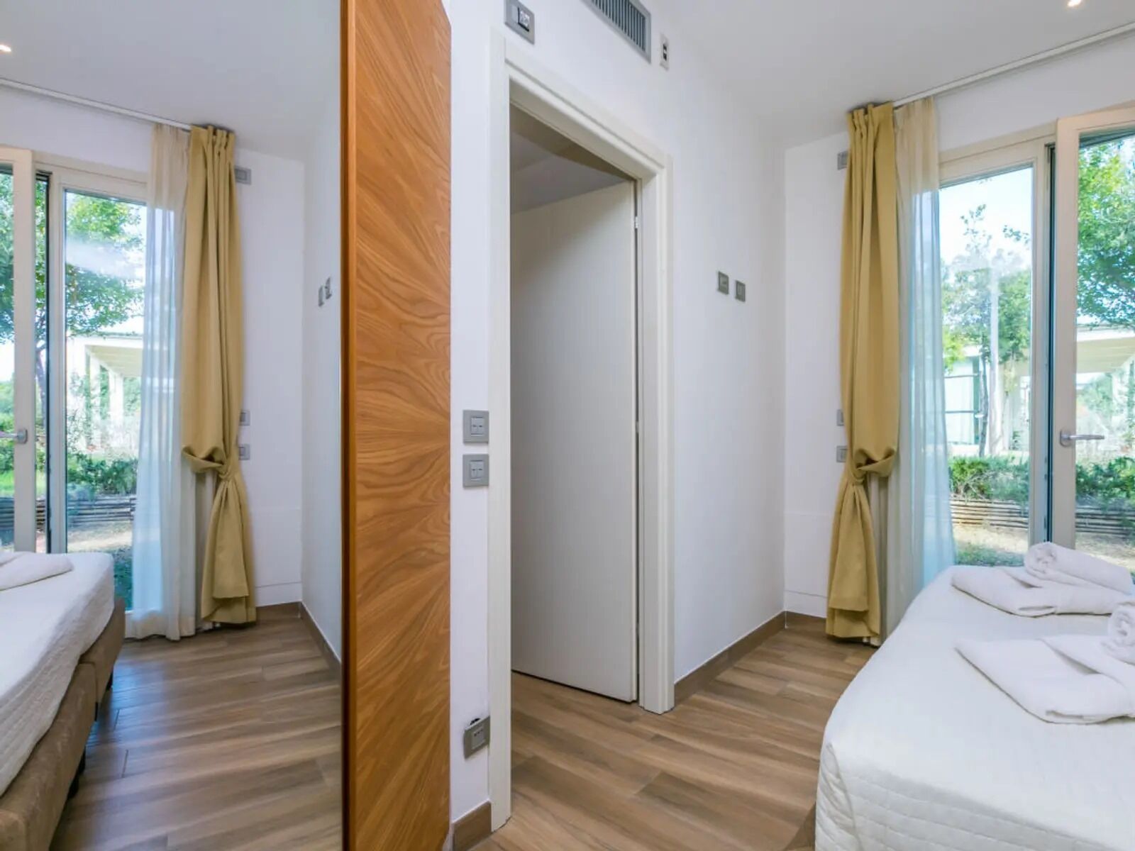 Standard Bungalow, Patio, Garden View | Cribs/infant beds, free WiFi, bed sheets