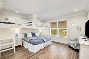 7 chambres, fer et planche à repasser, lit parapluie, Wi-Fi gratuit